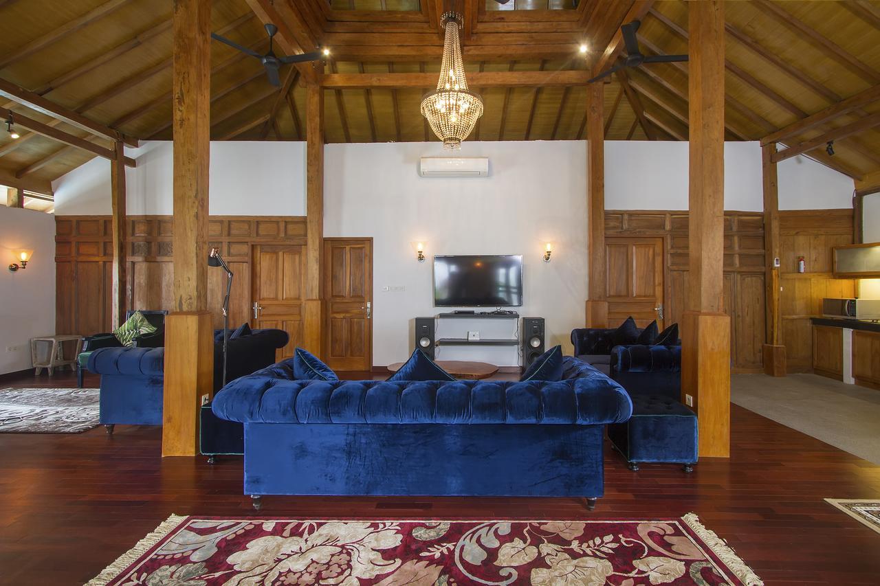 Villa Joglo Jagat Seminyak Exterior foto